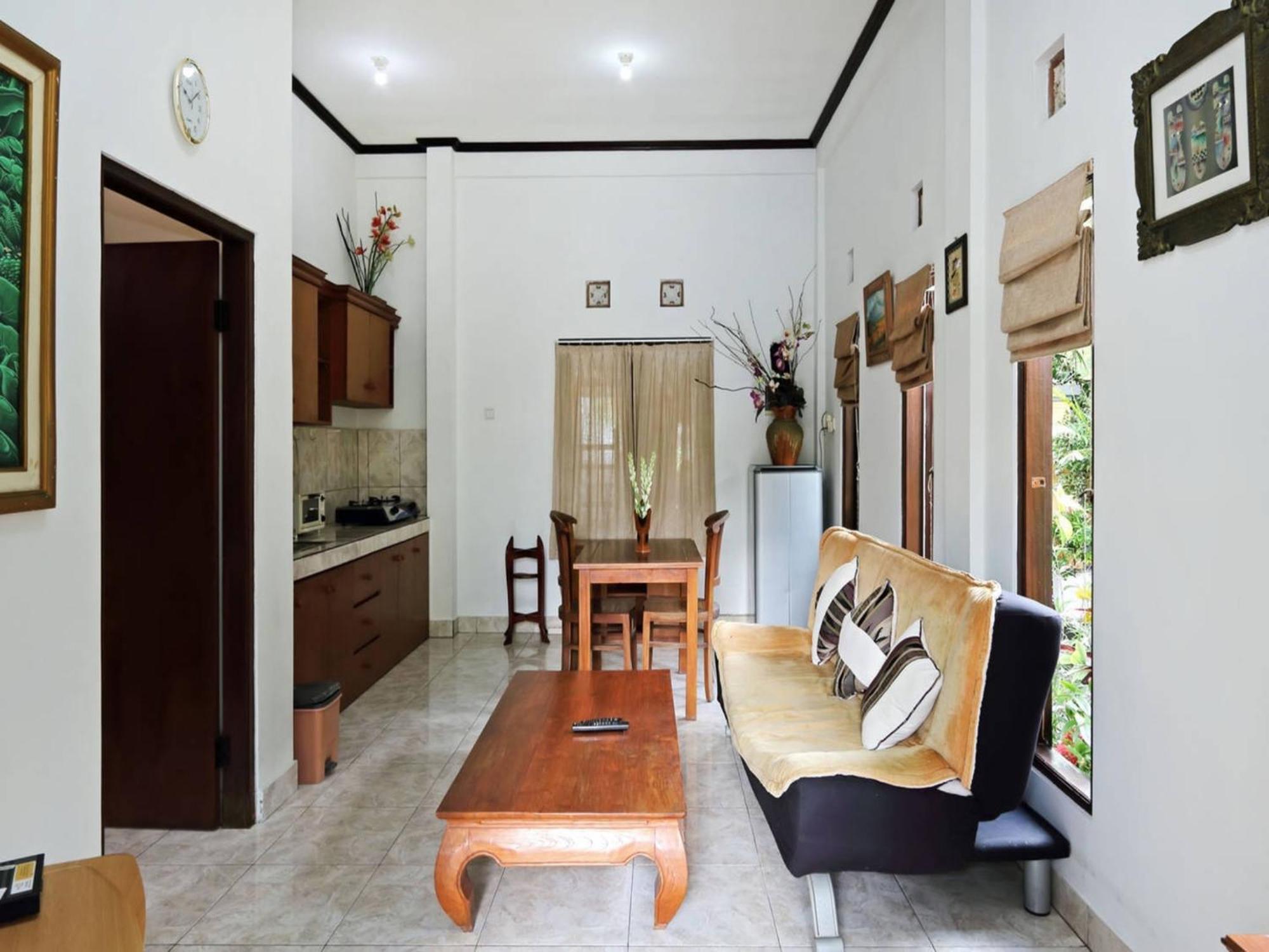 Rumah Akira Seminyak Exterior photo